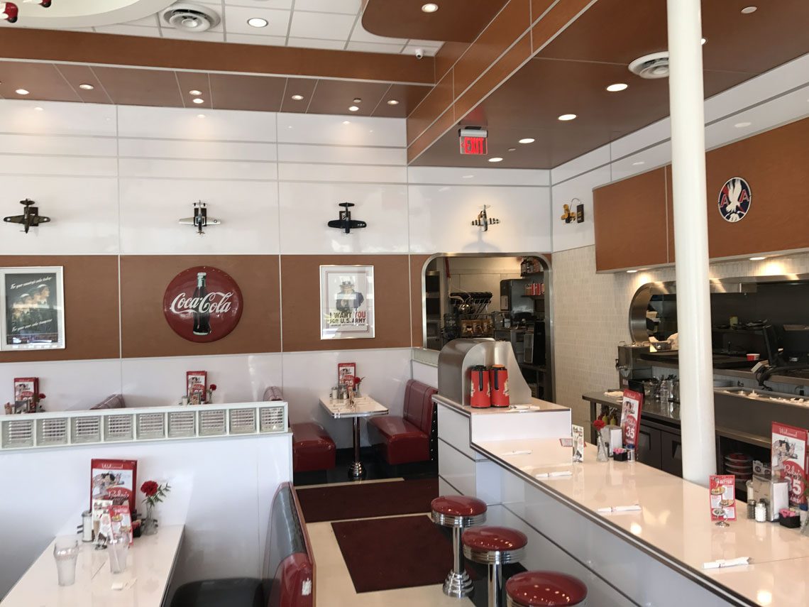 Ruby's Diner, Interior