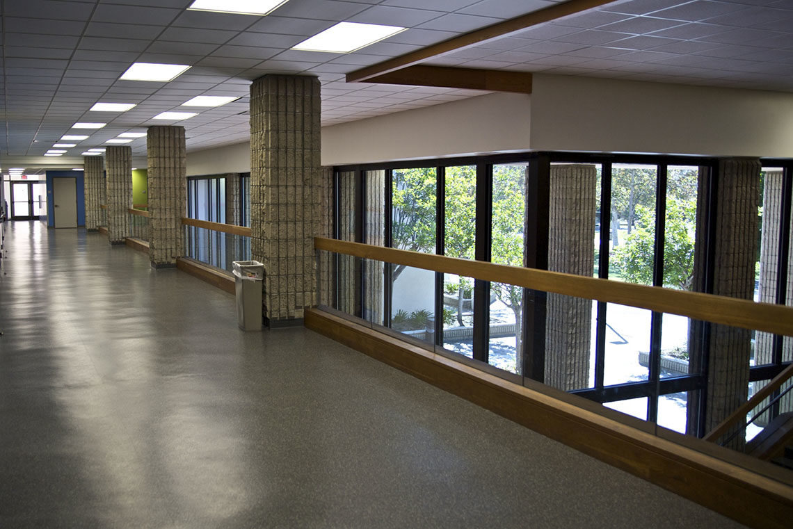 Saddleback College BGS Building, Interior